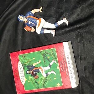 Vintage 2000 Hallmark Keepsake Ornament Broncos Denver 'John Elway' Ornament NIB